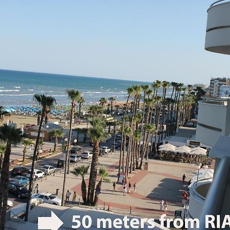 Mama Seaside Apartment Larnaca Exterior photo